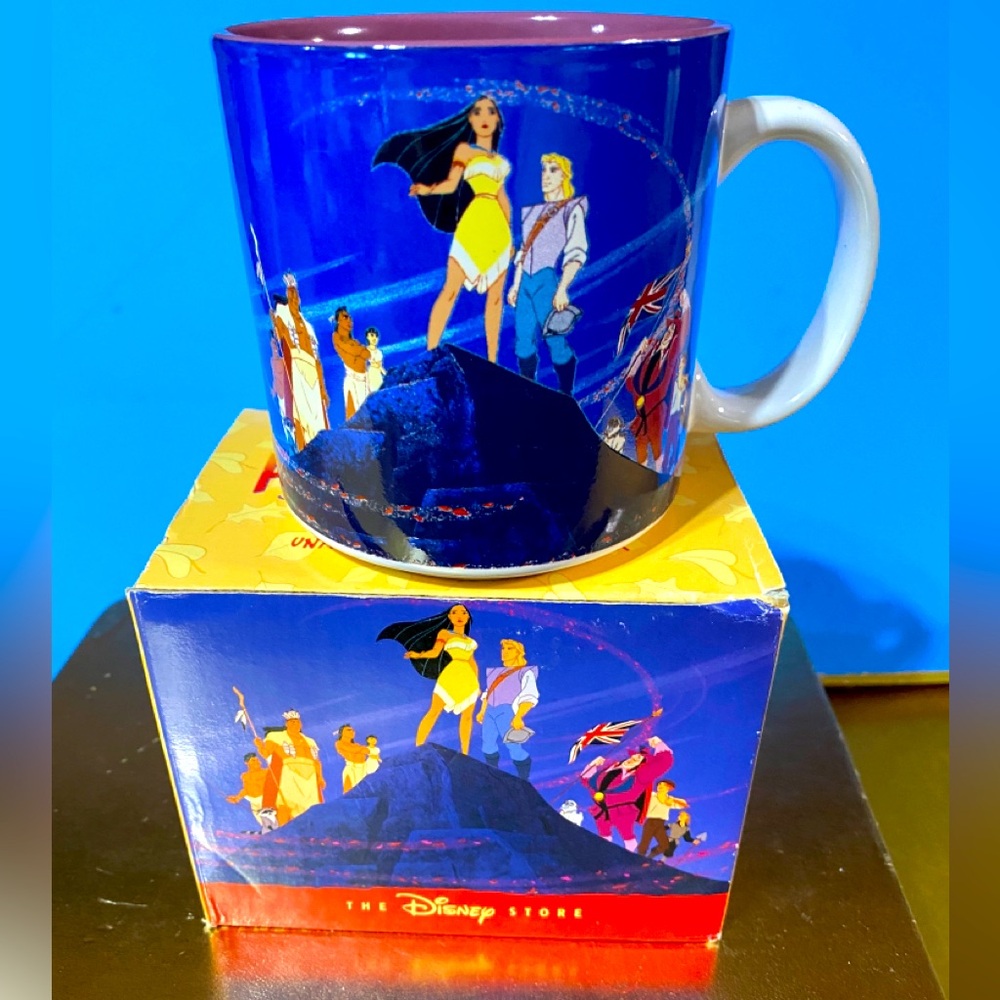 DISNEY STORE EXCLUSIVE VTG 90’s NEW POCAHONTAS COLLECTIBLE CERAMIC MUG & BOX